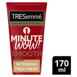 TRESemmé 1 MINUTE WOW maschera lisciante per capelli ribelli e crespi da 170 ml