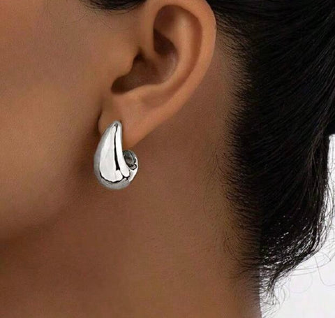 CHANEL LE BLANC Unisex Brightening Anti-stain Serum 30 ml