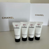 Chanel N°1 DE CHANEL CRÈME REVITALISANTE viso alla camelia rossa miniatura da 5 ml