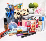 Luxury & Beauty Mistery Box assortita con make up, profumi, gioielli, cosmesi